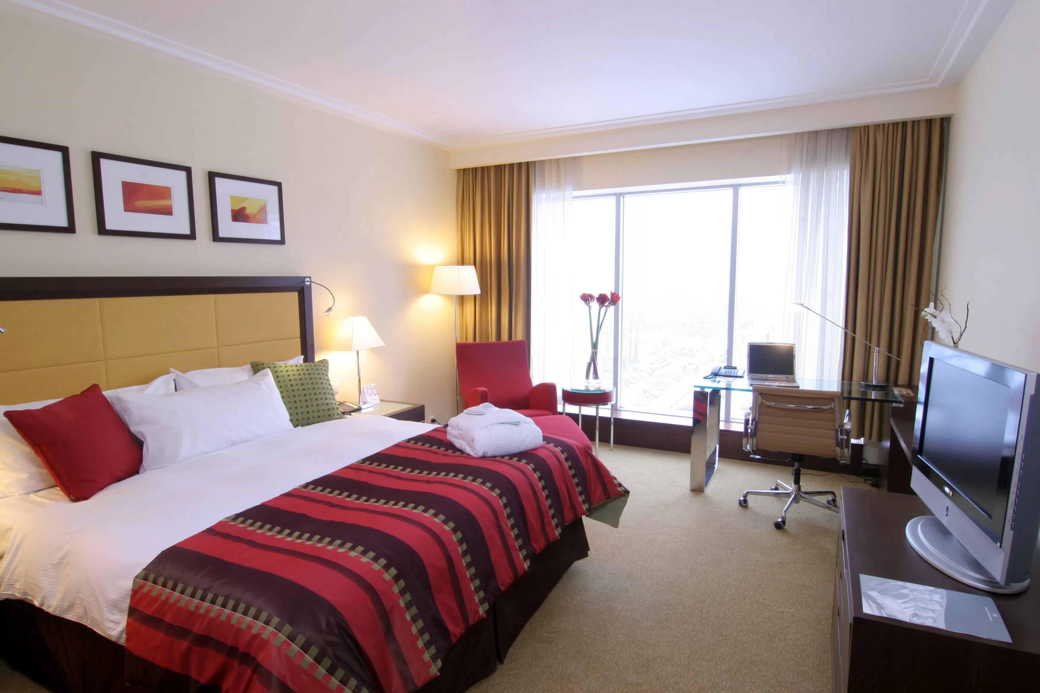 Hilton Warsaw | Decor Team Hospitality